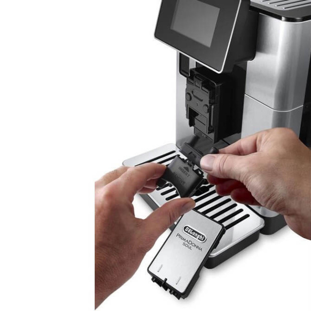 Кофемашина Delonghi ECAM 610.74 MB