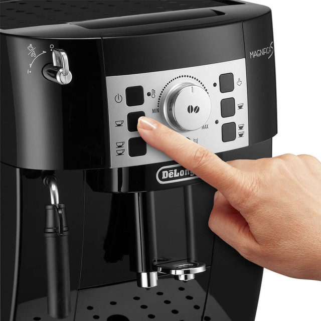 Кофемашина Delonghi ECAM 22.105 B