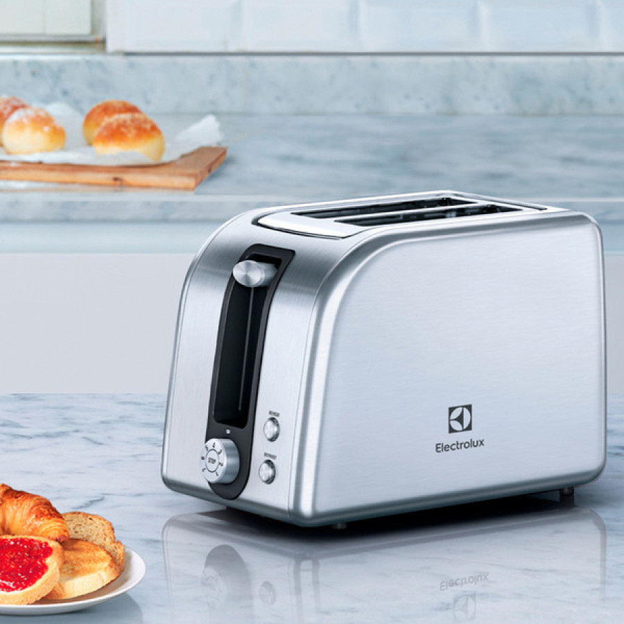  Тостер Electrolux EAT 7700 