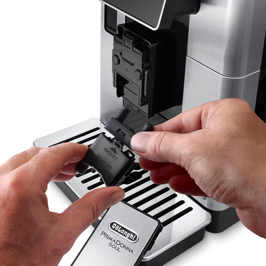  Кофемашина Delonghi ECAM 610.75 MB 